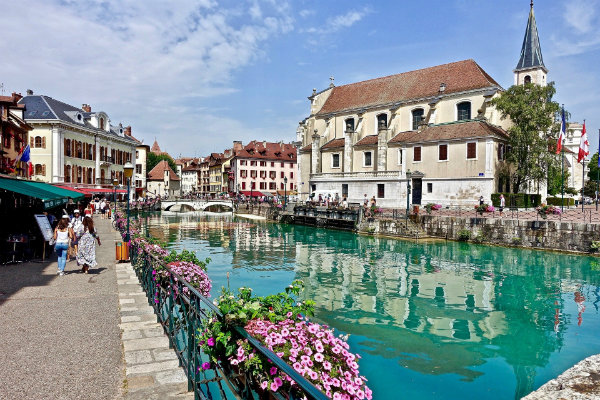 Trouver un bureau à louer à Annecy